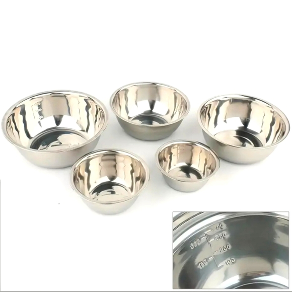 - 5pcs Stainless Steel Mixing Bowls with measuring lines on inside. - Picture 1 of 12